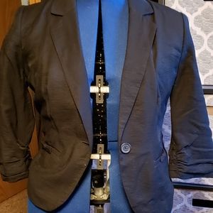 Black 3/4 sleeve structured blazer